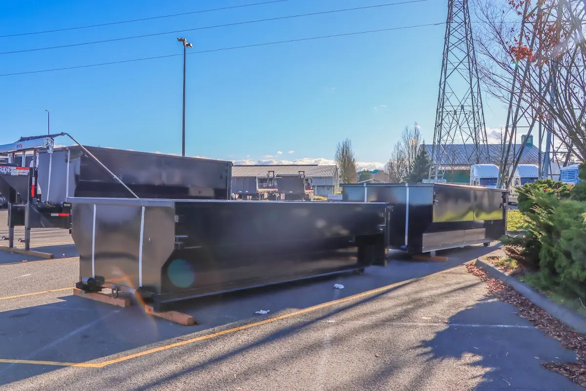 Professional dumpster rental and junk removal service in Salamanca